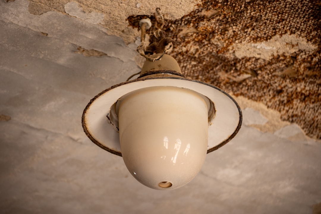 Éclairage intérieur basique avant installation domotique