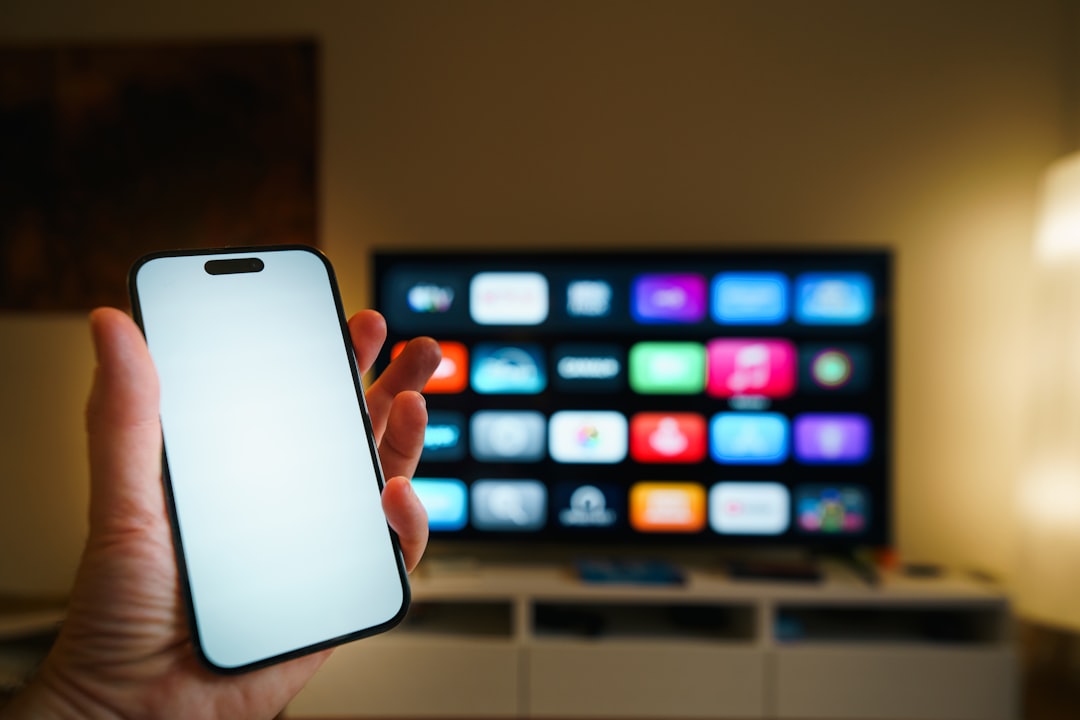 Maison connectée pilotée depuis une application smartphone